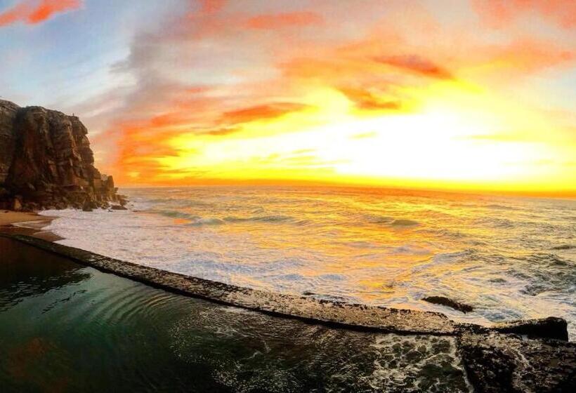 ユースホステル Arthouse Surf Ericeira