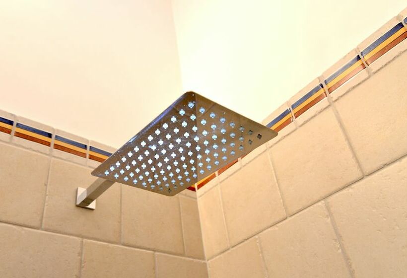 B&b Santi E Saraceni