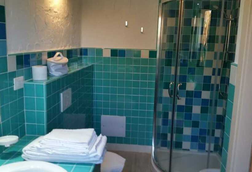 تختخواب و صبحانه Calacaterina Guest House