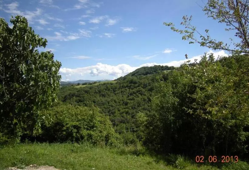 Aamiaismajoitus (B&B) Castello San Romano