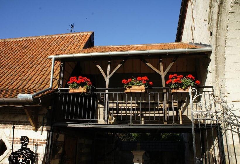 مبيت وإفطار La Ferme Des Templiers