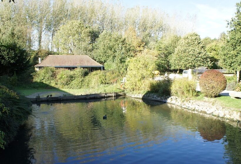 مبيت وإفطار La Ferme Des Templiers