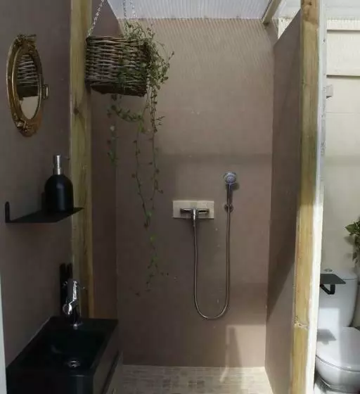 تختخواب و صبحانه Pã©niche Espoir Bulle