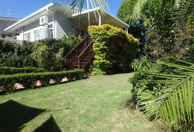 Eagle S Nest B&b/self Catering