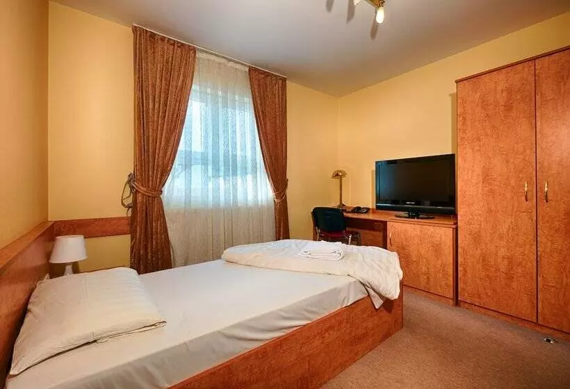 ホテル Airport Global Hostel
