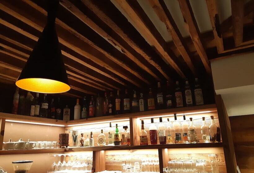 호텔 Edelweiss Alpine Nature