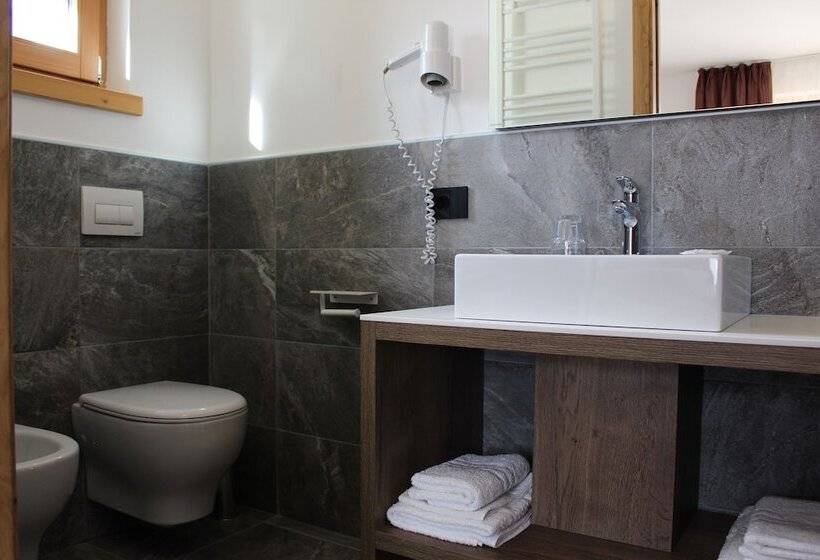 호텔 Edelweiss Alpine Nature