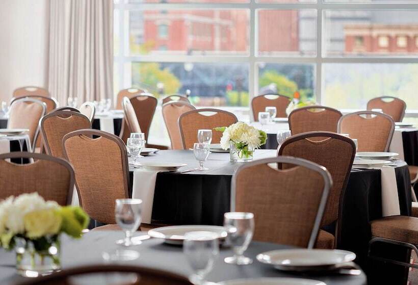 ホテル Hilton Garden Inn Chicago Mccormick Place