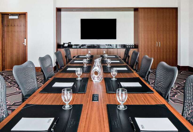 ホテル Hilton Garden Inn Chicago Mccormick Place