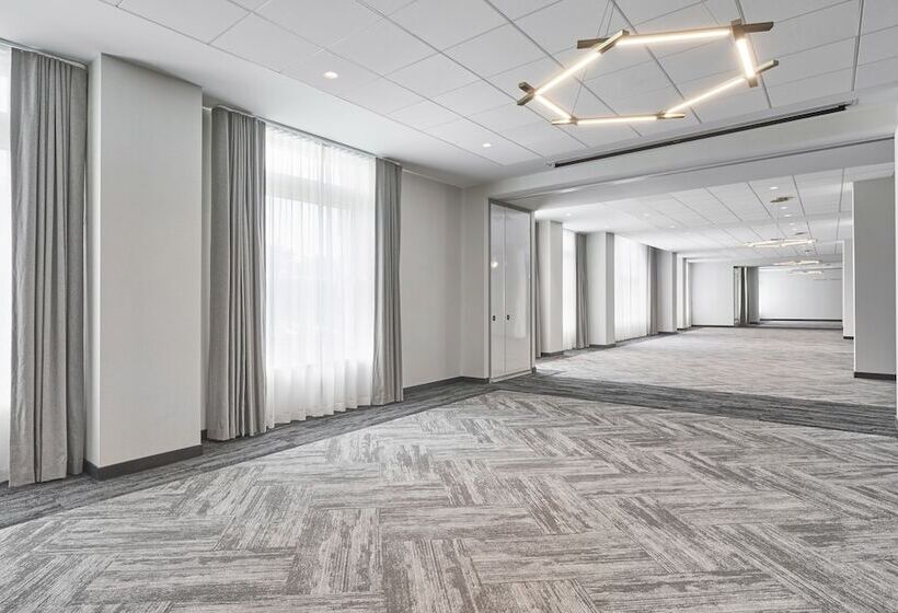 בית מלון כפרי Hyatt House Chicago Medical/university District