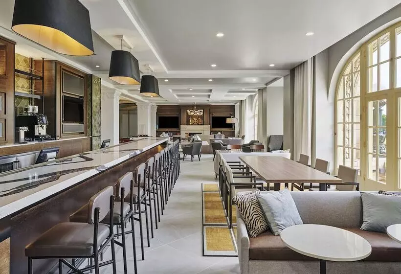 هتل Hyatt House Chicago Medical/university District