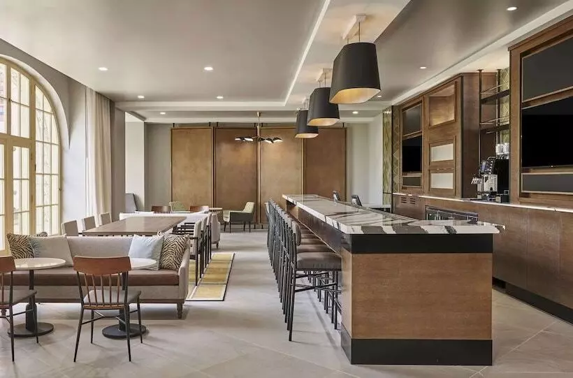 هتل Hyatt House Chicago Medical/university District