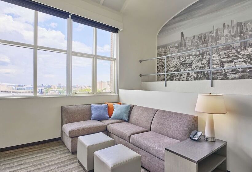 בית מלון כפרי Hyatt House Chicago Medical/university District