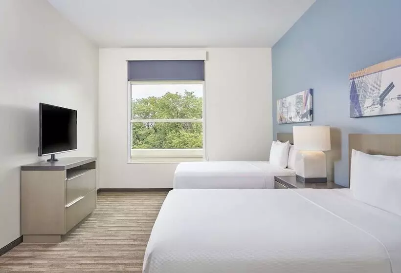 هتل Hyatt House Chicago Medical/university District