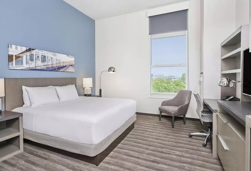 هتل Hyatt House Chicago Medical/university District