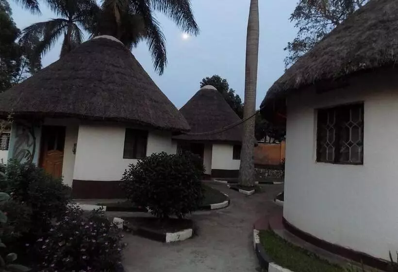 هتل Tooro Resort