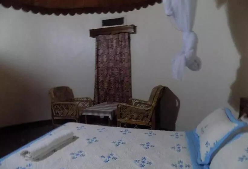 هتل Tooro Resort