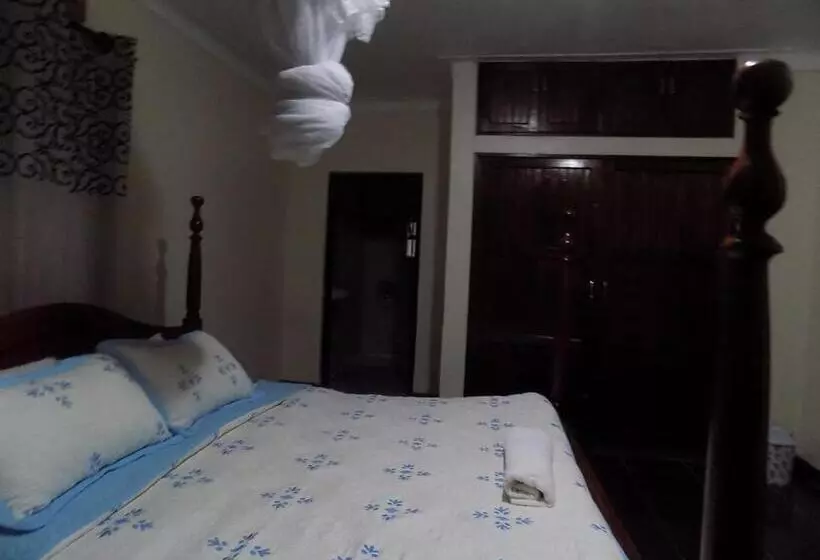 هتل Tooro Resort