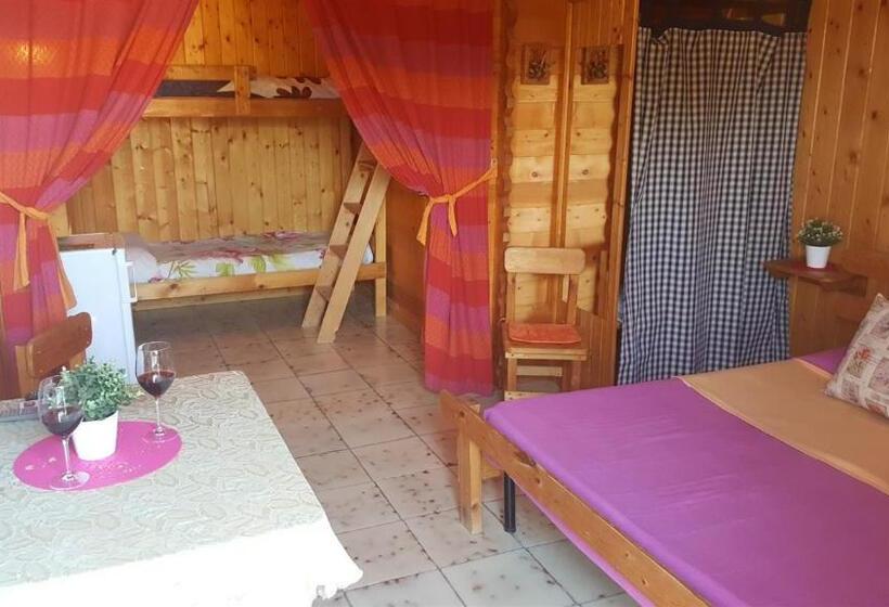 פנסיון Bungalow Janet