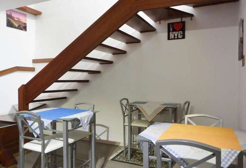 پانسیون Pavia Affittacamere