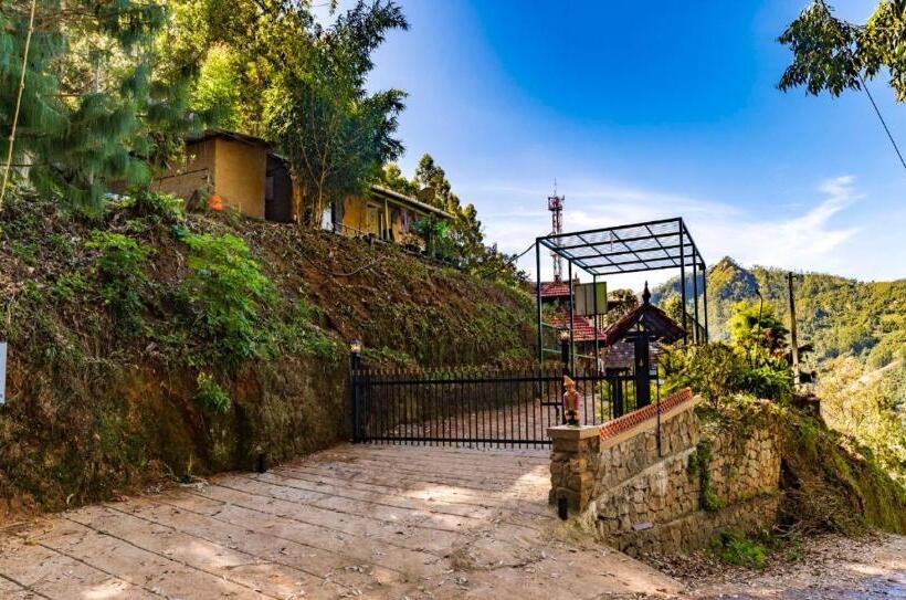 منتجع Castillo De Woods