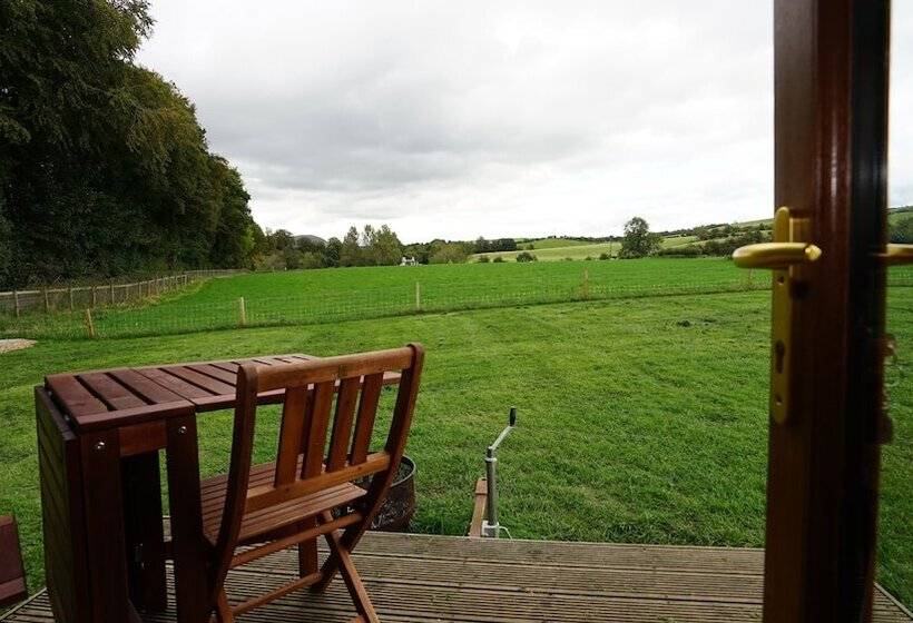 هتل Beehive @ Westcote Glamping  Campsite