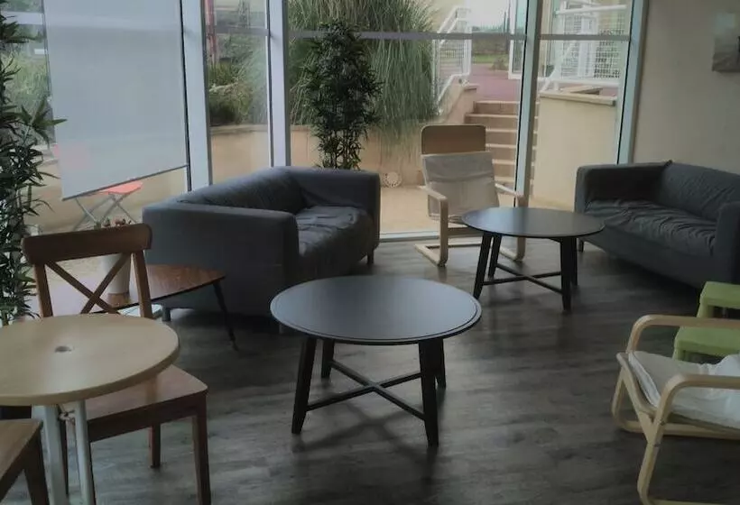 ホテル Hôtel Club Les Tourelles