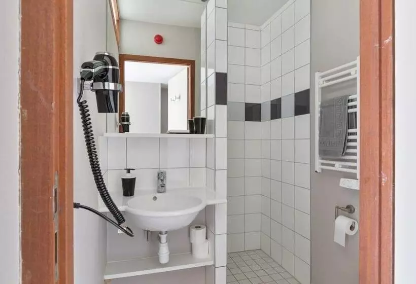 ホテル Hôtel Club Les Tourelles