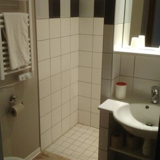 호텔 Hôtel Club Les Tourelles