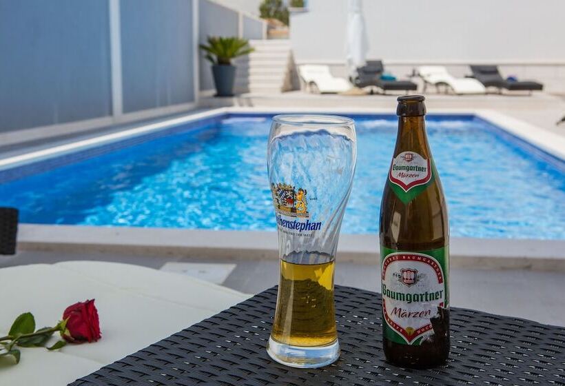 בית מלון כפרי Paradise Punta