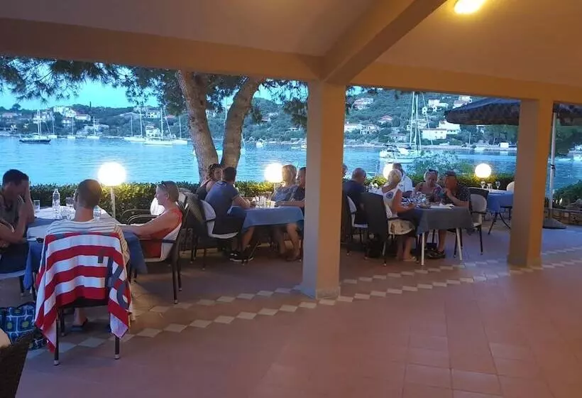 Hotel Paradise Punta