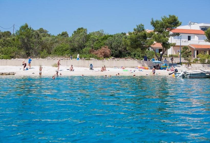 בית מלון כפרי Paradise Punta