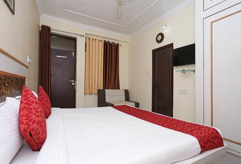 בית מלון כפרי Radhika Resort