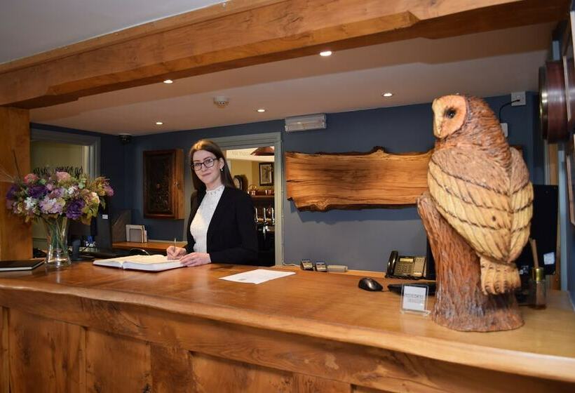 Отель The White Hart