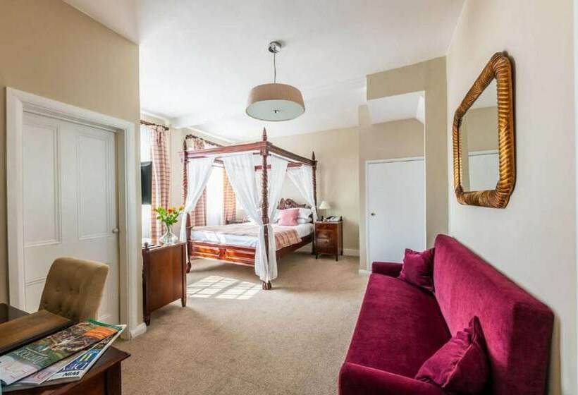 Отель The White Hart