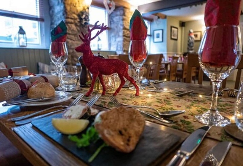 Отель The White Hart