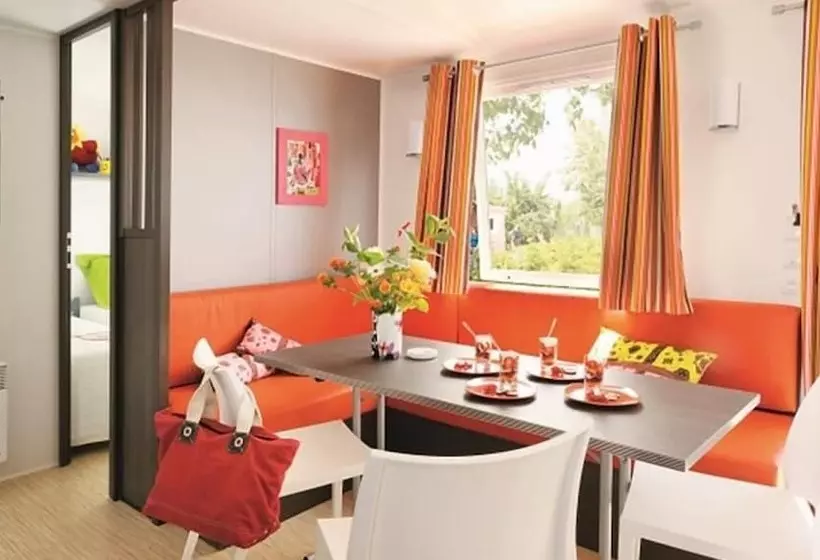 Hotelli Camping La Cailletiere   Mobil Home