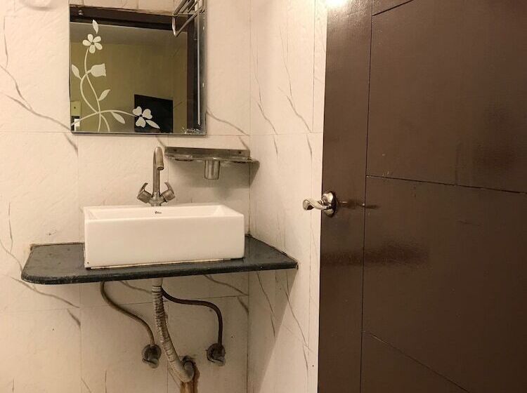 Hotelli Noble International