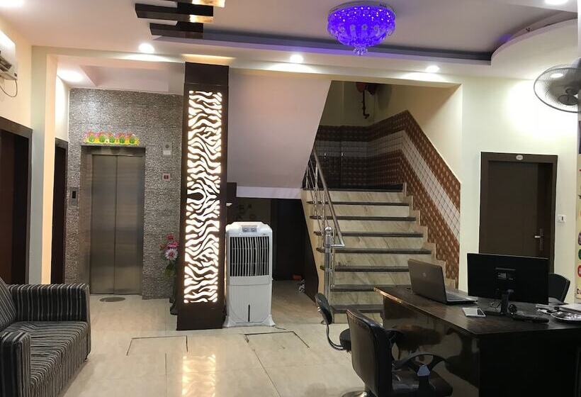 Hotelli Noble International