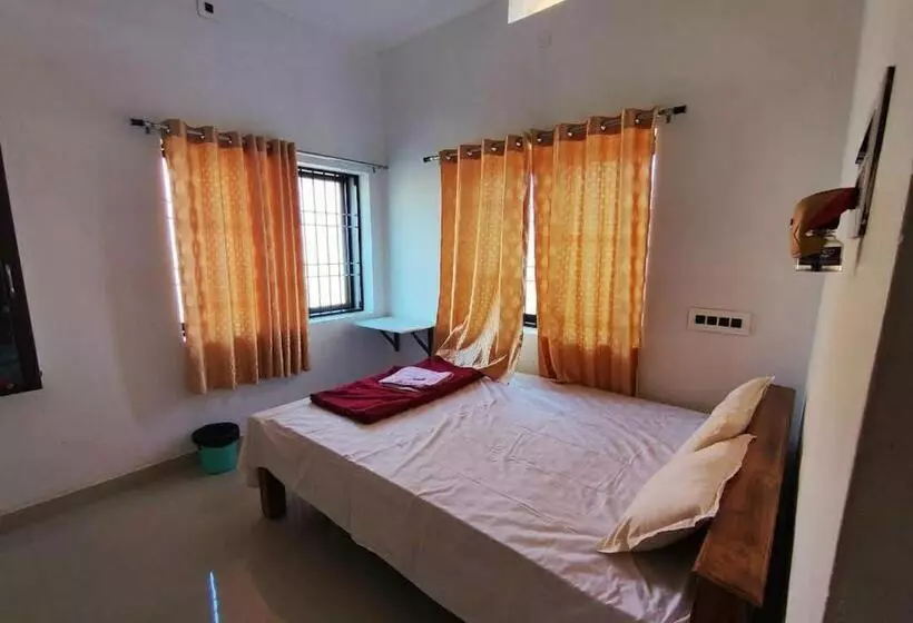 ペンション Aikya Homestay