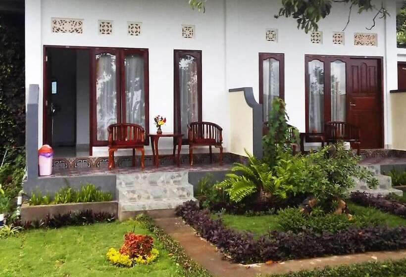 بنسيون Aris Homestay And Warung Made