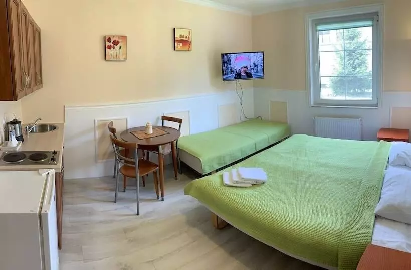 Majatalo Magnolia Guest House