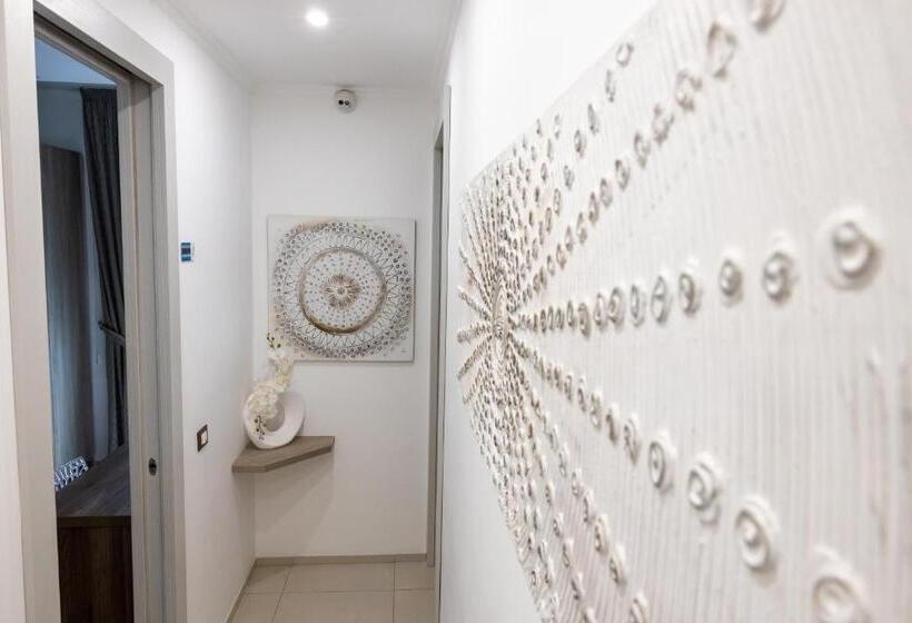 پانسیون Mary Vi Rooms