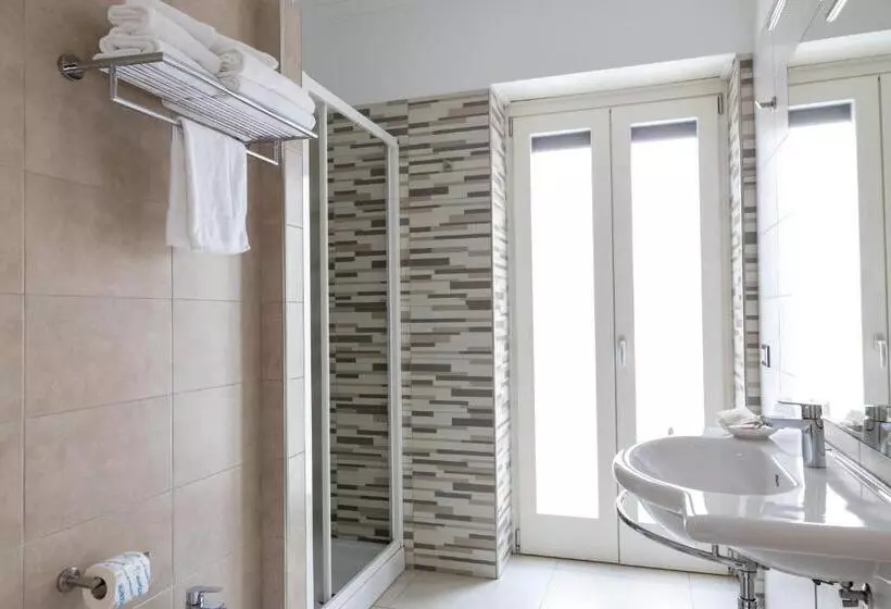 پانسیون Mary Vi Rooms