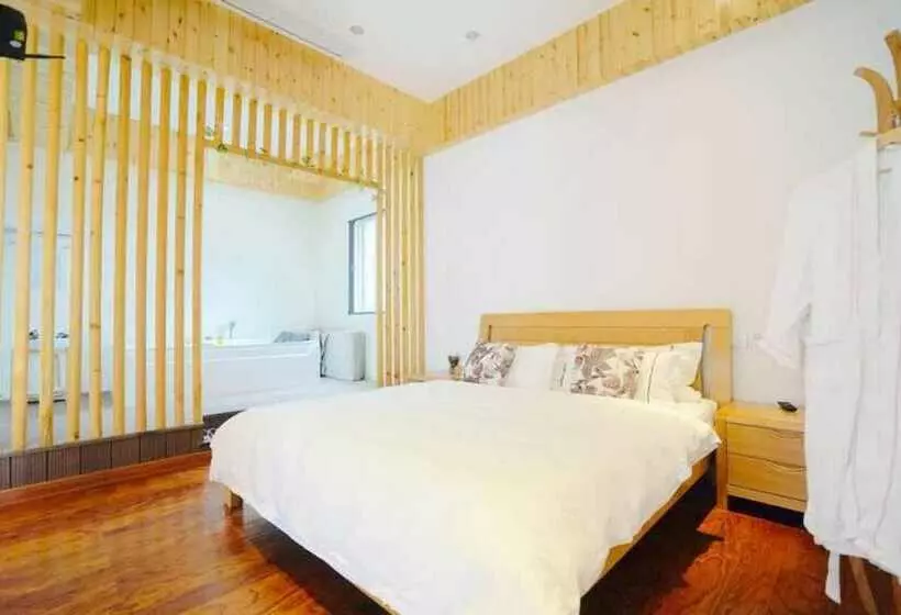 ペンション Yiyun Botique Inn Water Front Villa