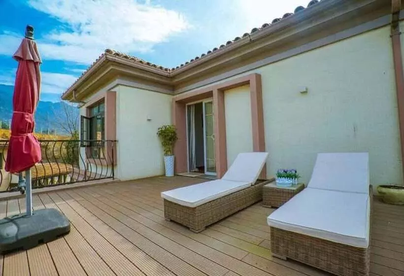 ペンション Yiyun Botique Inn Water Front Villa