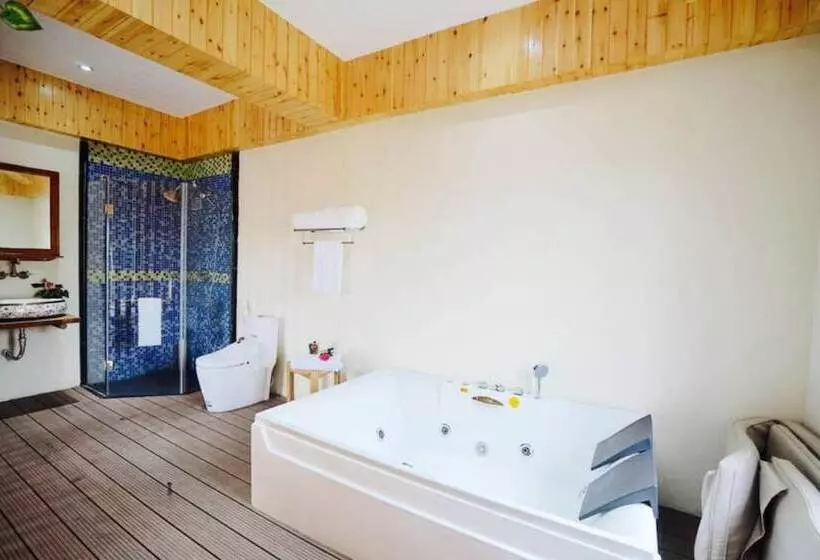 ペンション Yiyun Botique Inn Water Front Villa
