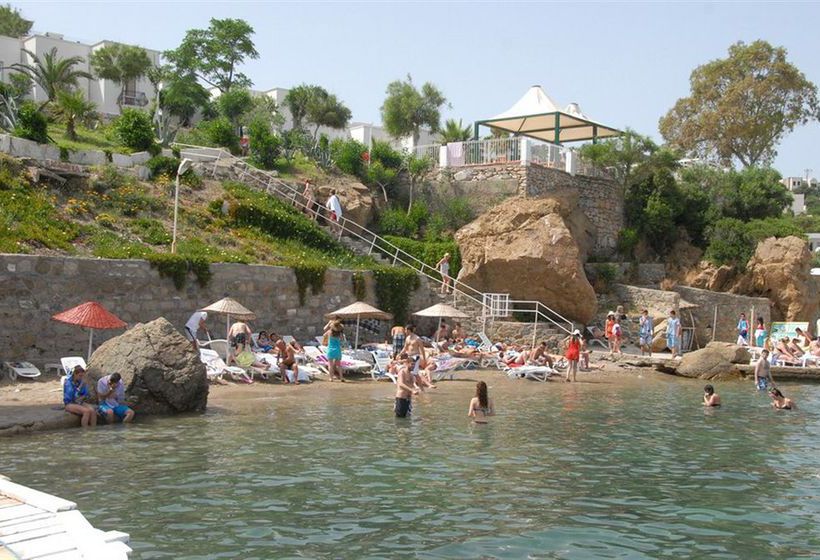 Akvaryum Beach Hotel