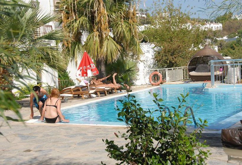 Akvaryum Beach Hotel