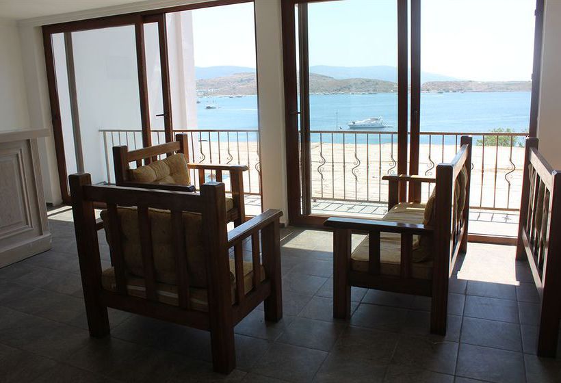 Akvaryum Beach Hotel